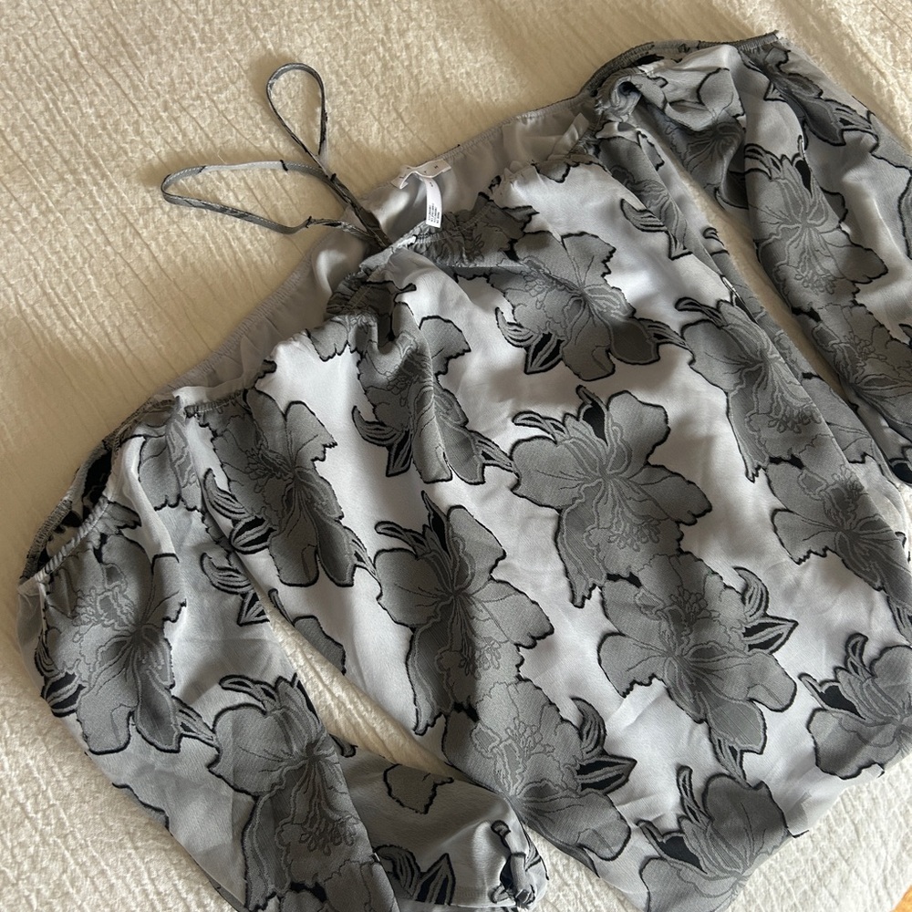 Leith Gray and Black Floral Off-Shoulder Blouse
